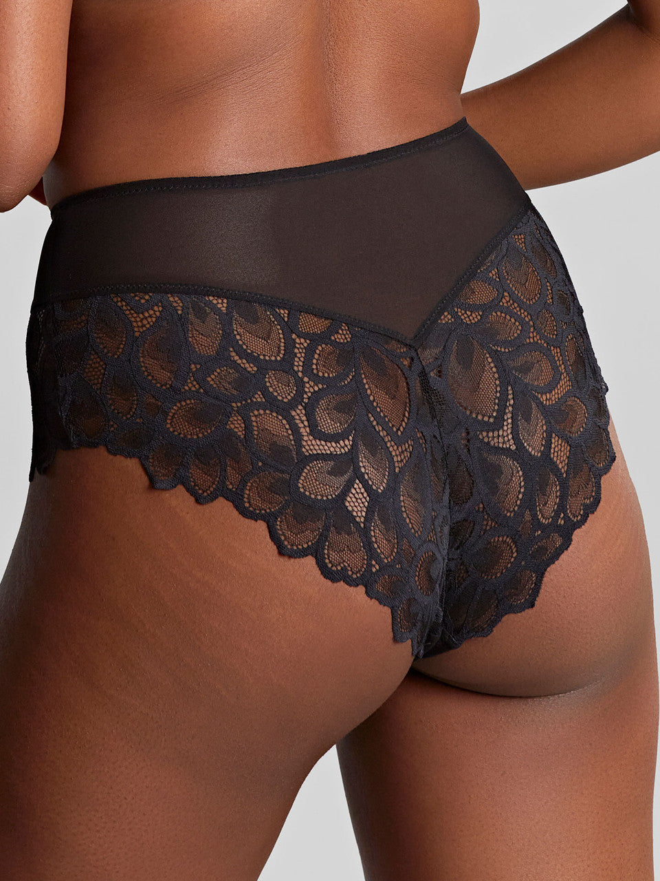 Allure Deep Brief