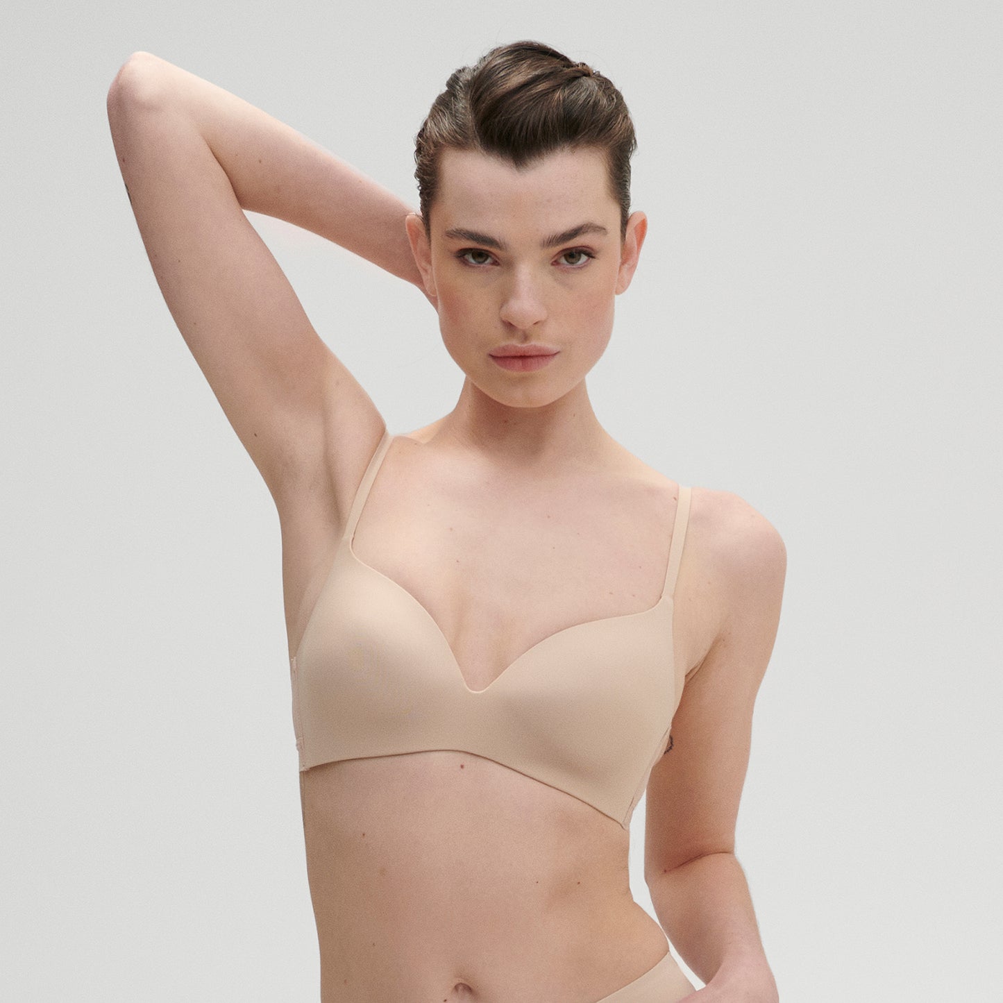 Essentiel Padded Wireless